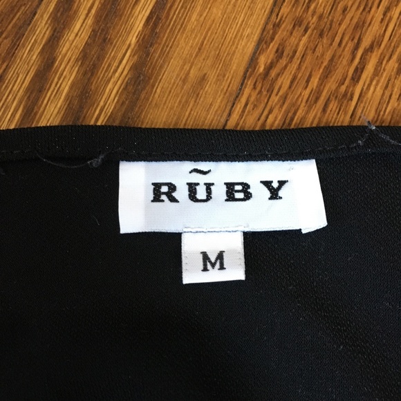 Sexy Black Dress with Shimmer - Picture 6 of 6